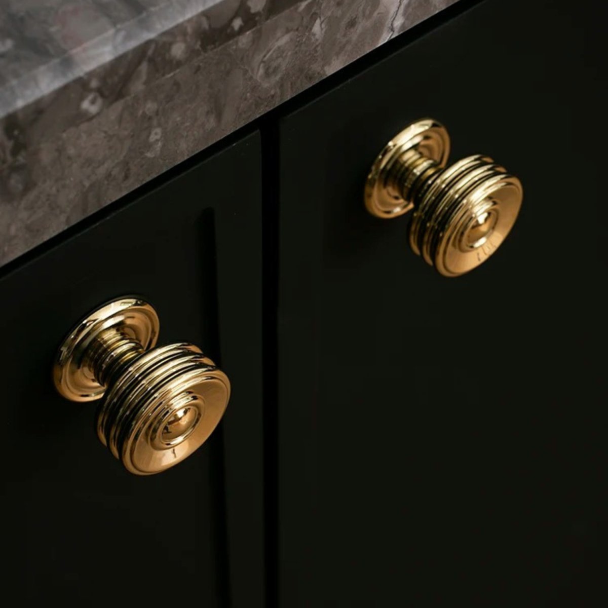 Gold-Finish Cabinet Knobs & Drawer Pull Bars, Modern Kitchen & Dresser Hardware, Ergonomic Grip, Set of 2 Pieces, 1.2-8.8in