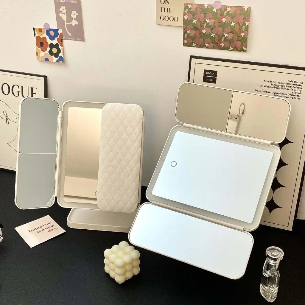 WIEKE: Drieluik Make-upspiegel met LED – Opvouwbaar & 2x/3x/10x Vergrotend - Volsani