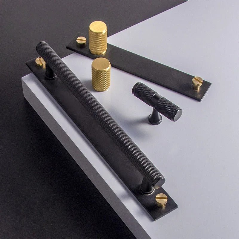 Knurled Brass Cabinet Knobs & Pull Bars, Industrial Kitchen & Wardrobe Hardware, Fluted Legs, Set of 2 With or Without Backplate, 0.7-6.3in