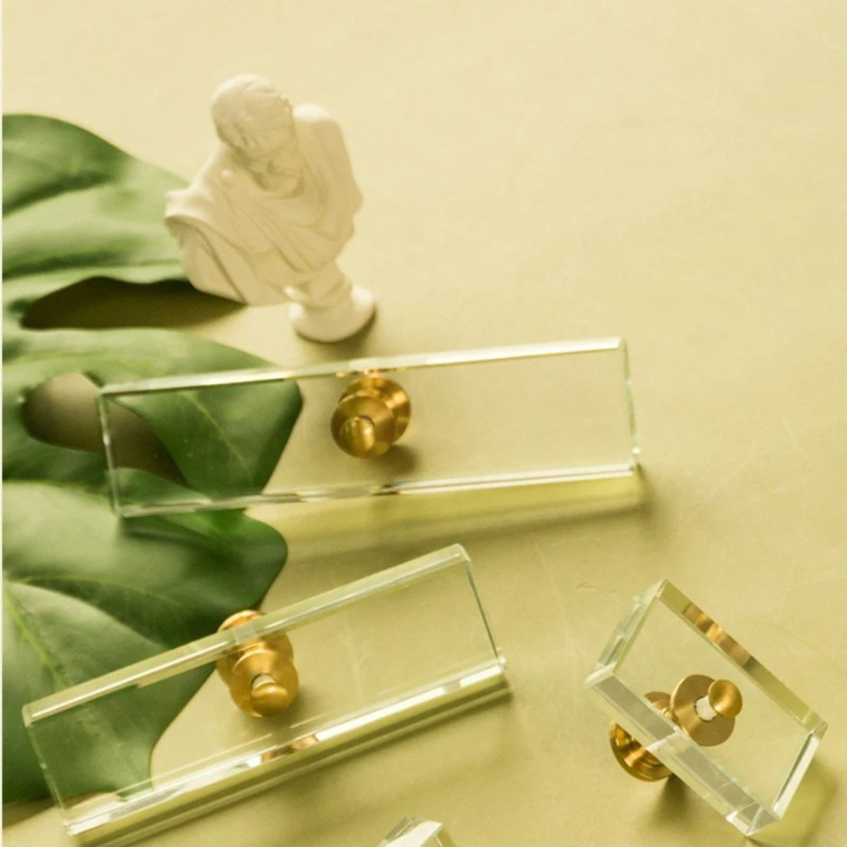Glass Cabinet Knobs & Pull Bars, Classic Kitchen & Dresser Hardware, Clear & Black Glass, Set of 2 in 6 Sizes, 1.2-4.7in