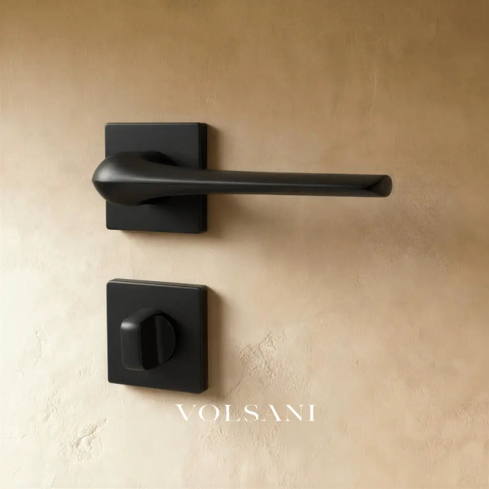 Zevor Handle and Lock - L5.3’’(13.6cm) x W2.5’’(6.5cm) x H2’’(5.2cm) / Black