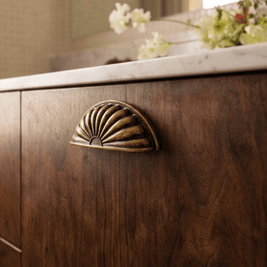 Fan-Shaped Brass Drawer Pulls, Vintage Kitchen & Dresser Hardware, Vintage Brass Finish, Set of 2, 3.7 x 0.9in
